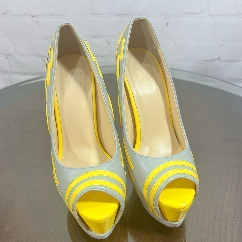 BEAU & ASHE super sexy sky high 6” heels with 2” platforms Yellow & Grey 6 Euc - Picture 11 of 16